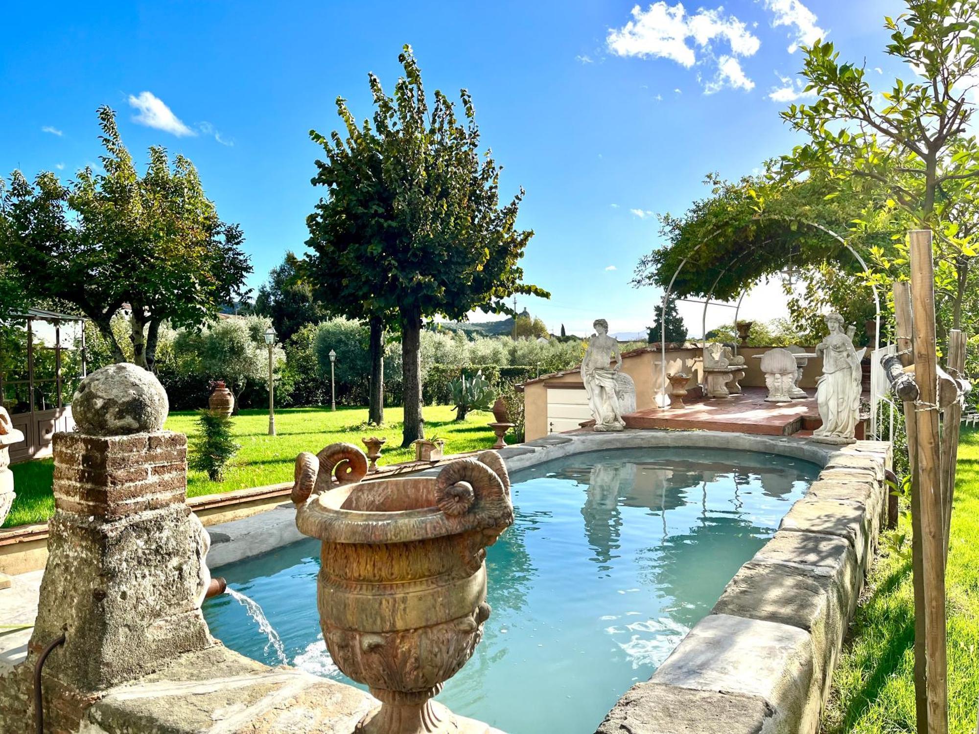 Ninfeo Dell' Arancera Bed & Breakfast Calci Exterior photo