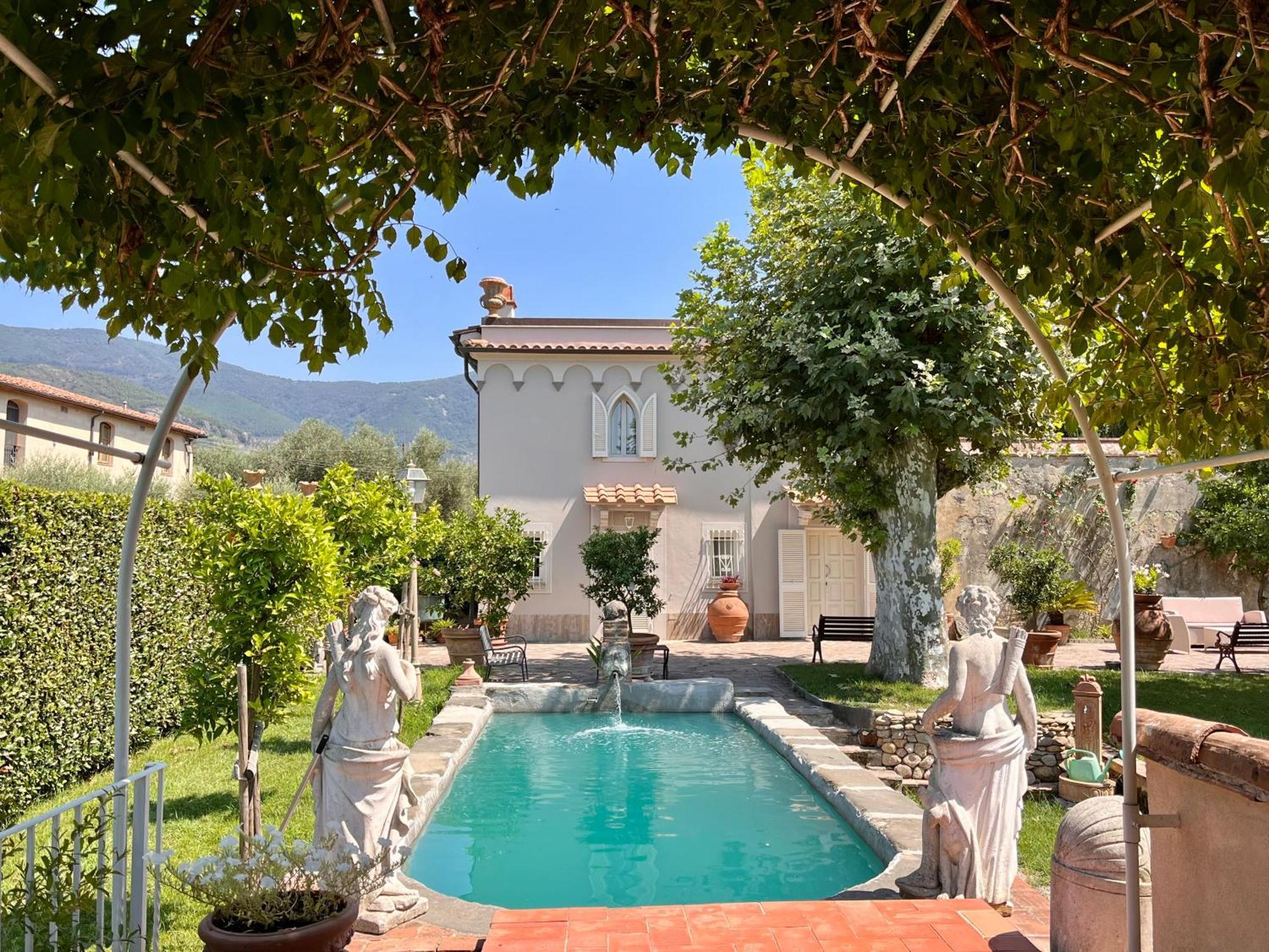 Ninfeo Dell' Arancera Bed & Breakfast Calci Exterior photo